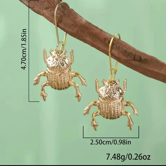 Vintage Gold Beetle Earrings - Picture 5 of 5